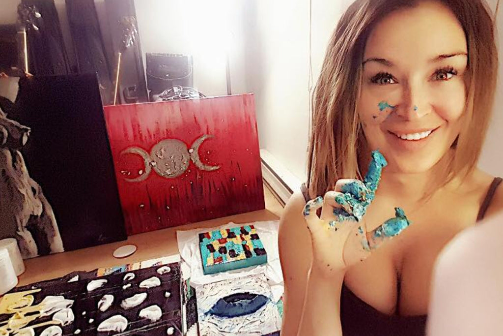How to stay positive with a chronic illness: How an artist finds her flow